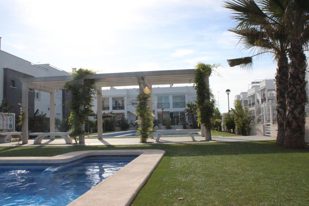 Vista Bella Apartment Torrevieja Room photo